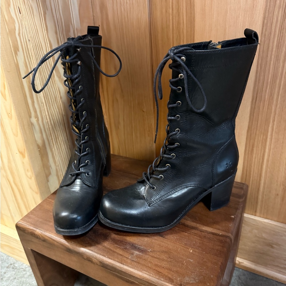 Frye Tall Black Lace Up Leather Sabrina Boots Size 7.5
